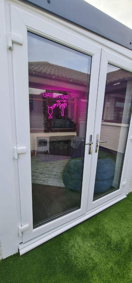 Bo'S Boutique Villa Ellon Екстериор снимка