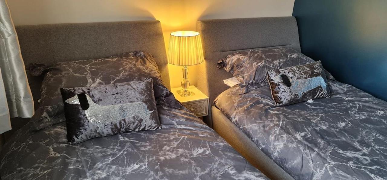Bo'S Boutique Villa Ellon Екстериор снимка