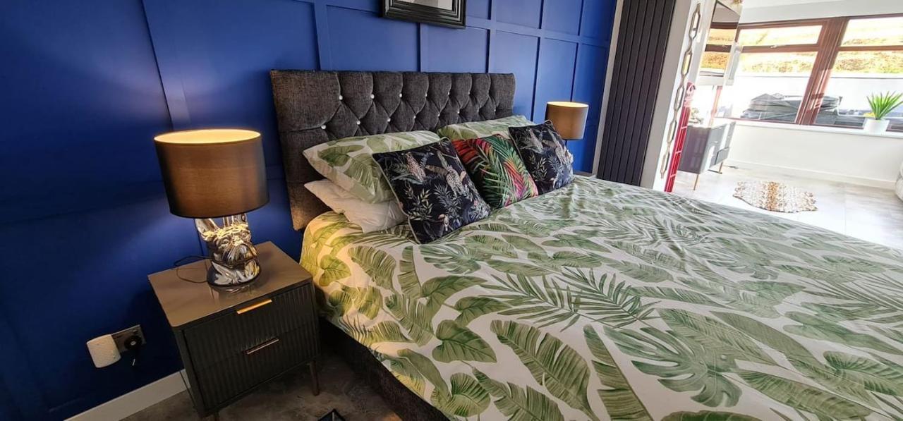 Bo'S Boutique Villa Ellon Екстериор снимка